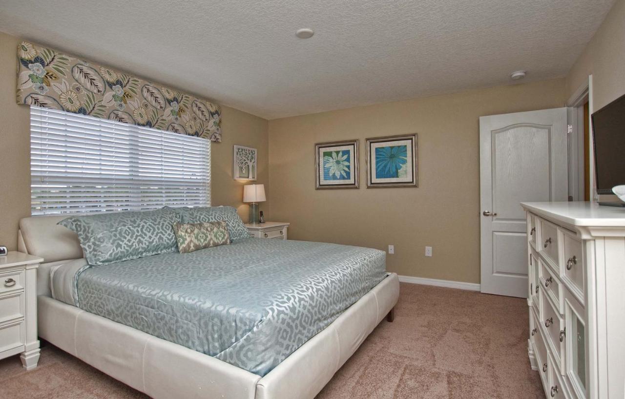 Holiday home Dog Friendly Townhome W- Splashpool-3202pp *